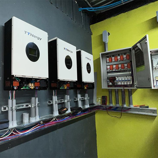Sistema de Inversores TTNergy Instalados